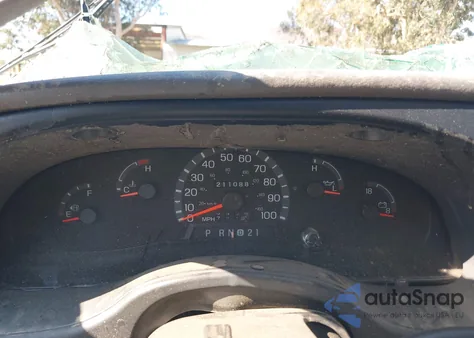 2002 Ford E-350 Super Duty Commercial/Recreational z USA, uszkodzony, nr VIN 1FTSS34S12HB25626